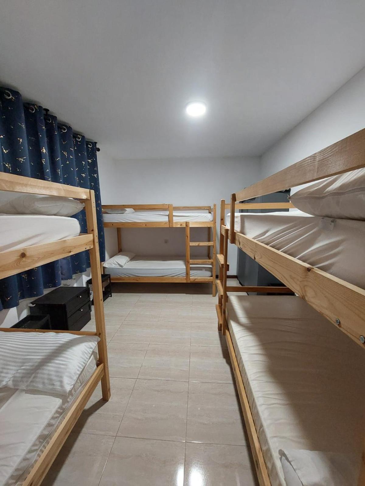 Albergue La Costana 奥维耶多 外观 照片